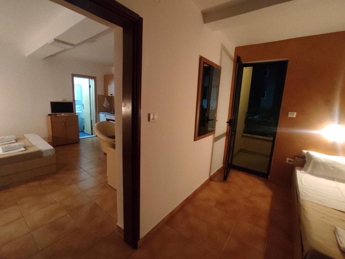 Apartments Mare Budva Exterior photo